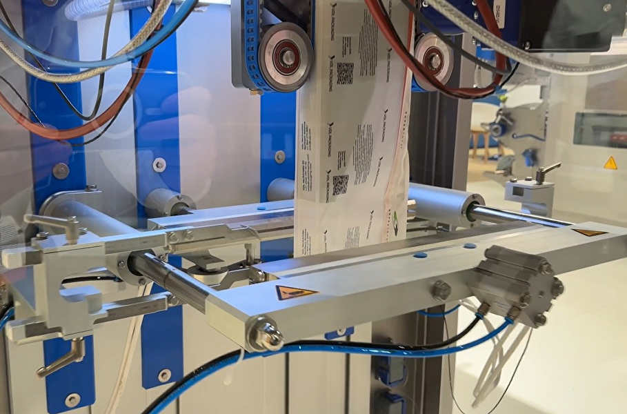 1. De machine: efficiënte inline tape-applicatie